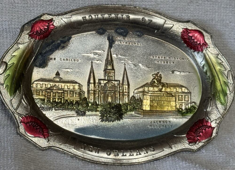 Vintage New Orleans Louisiana Silver Painted Metal Souvenir Ashtray